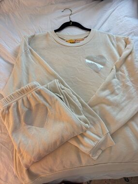 Aviator Nation Cream Heart set